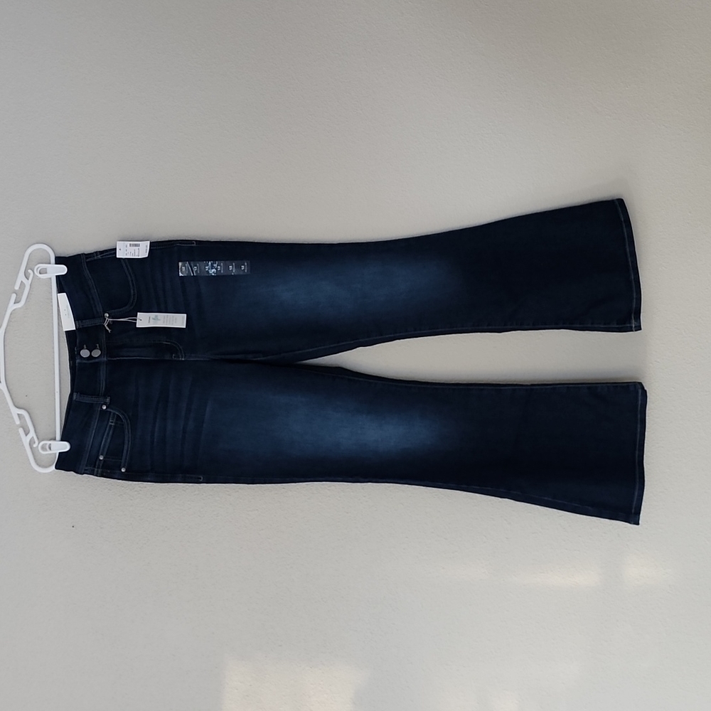 Maurices Flare everflex jeans
